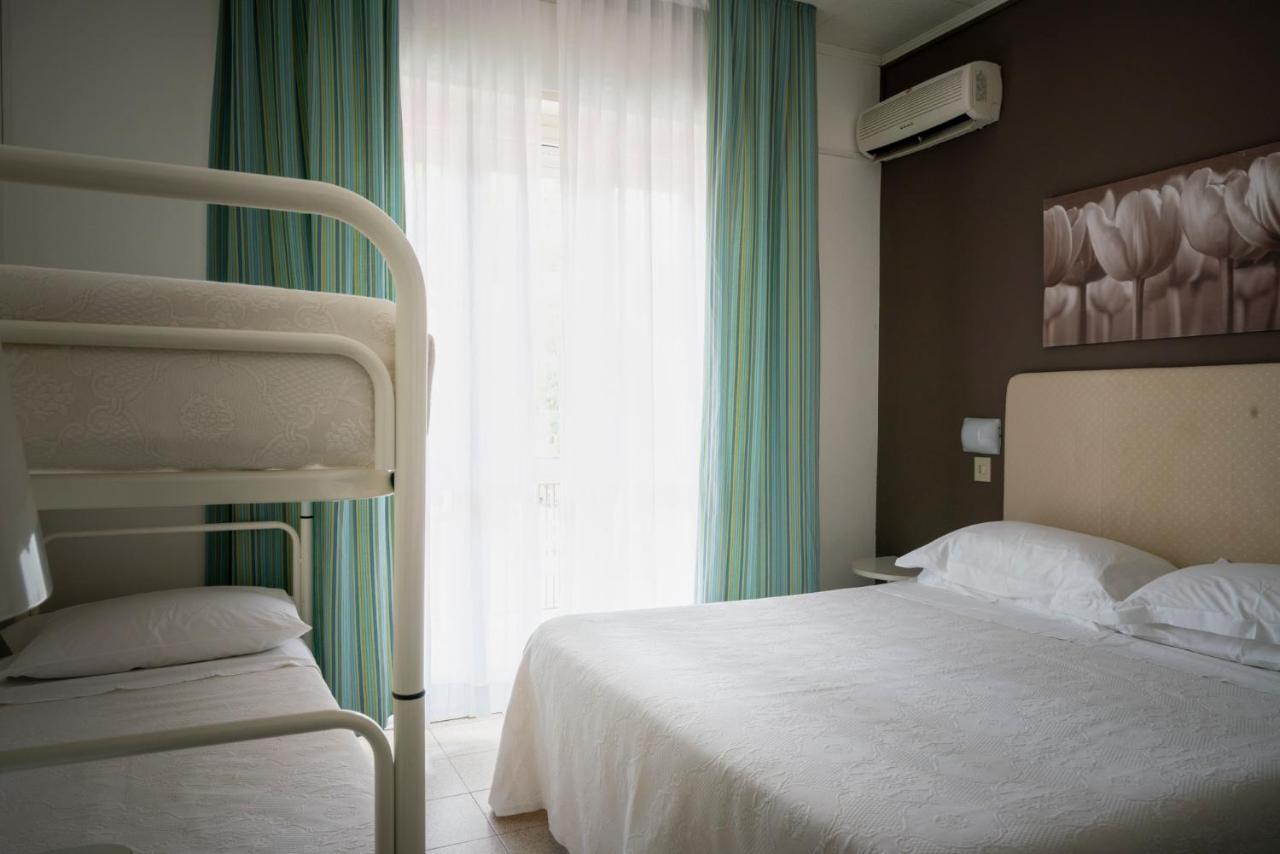 Hotel Maarea Milano Marittima Luaran gambar