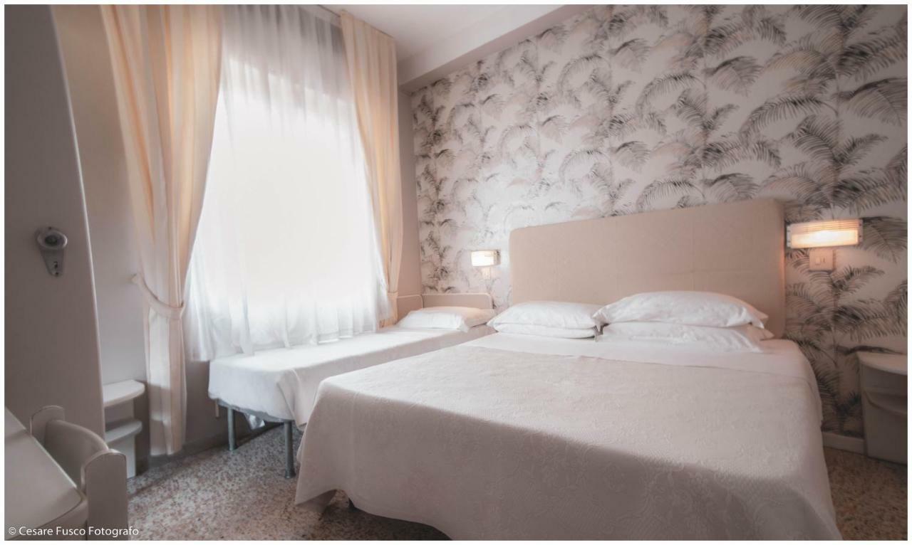 Hotel Maarea Milano Marittima Luaran gambar